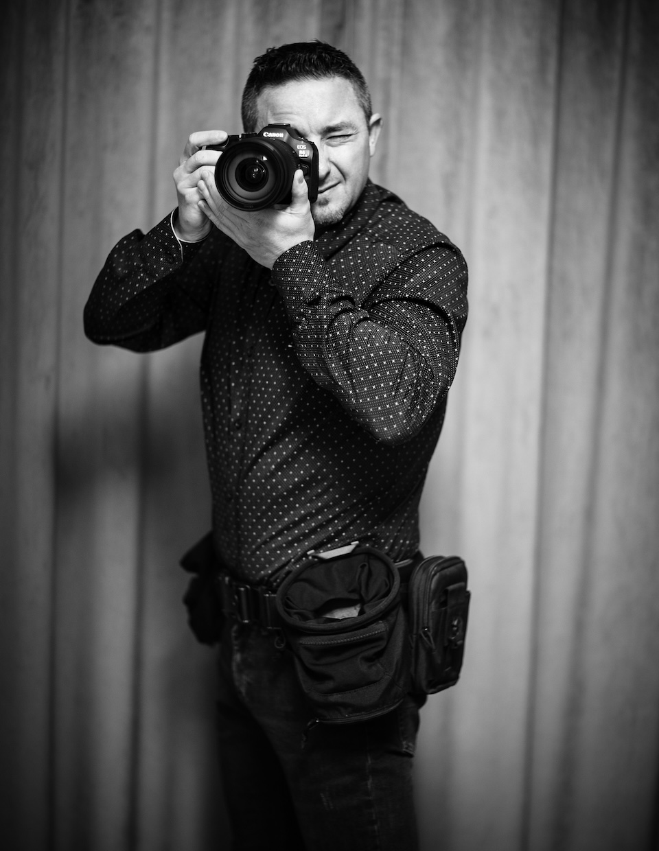 Profesjonalny fotograf ProAction Events podczas realizacji reportażu dla kluczowych partnerów biznesowych.