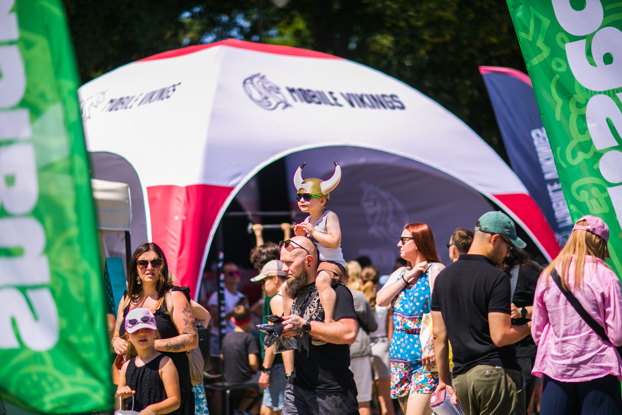 Dynamiczna współpraca i zaufanie marki Mobile Vikings – opinie o jakości obrazu.